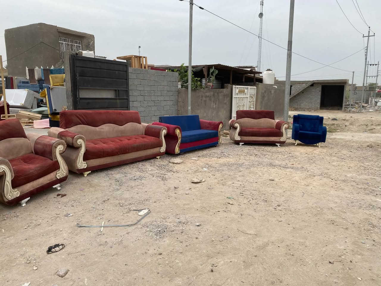 ١٩نفر • مستعمل • كنب