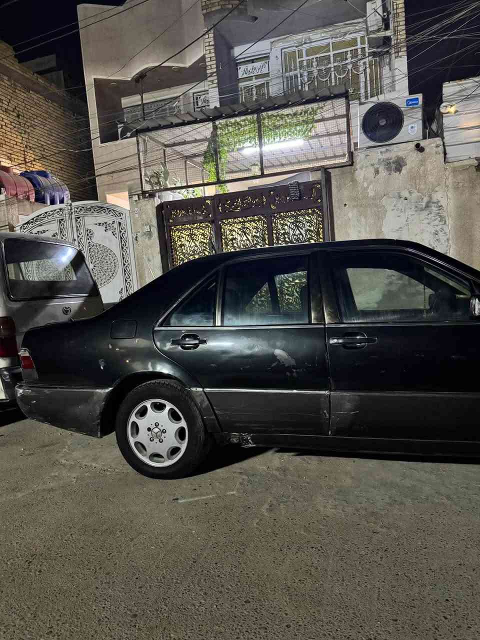 سلامً عليكم مارسيدس شبح مديل 91 مكينة كير جديد تبريد شغال سعر 43 رقم الهاتف ***********
