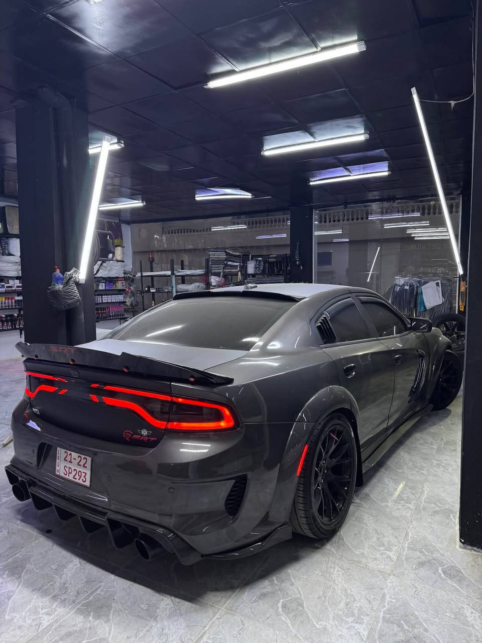Dodge Charger 2018 lizare Dubay (RT)

📍 شوێن: قەلادزێ
لیزری دوبەی
سەیارەکە زۆر پاک و نموونەی جوانیە، کامل دەسکاری و 
سپۆرت کراوە.

مواسەفات:

* مەکینە5.7
* 4 تایەر و ویلەکانی نوێ
* قەپات مواسەفات (بێ سلاید)
* بەسمە و شەخال 
* کوشن کارەبا
* کوشن هیتەر
* 

سەیارەکە لە ڕووی پاکی و دۆخەوە زۆر جوانە، 

شوێن:قەلادزێ
رقم:[***********] بشدار, السليمانية
