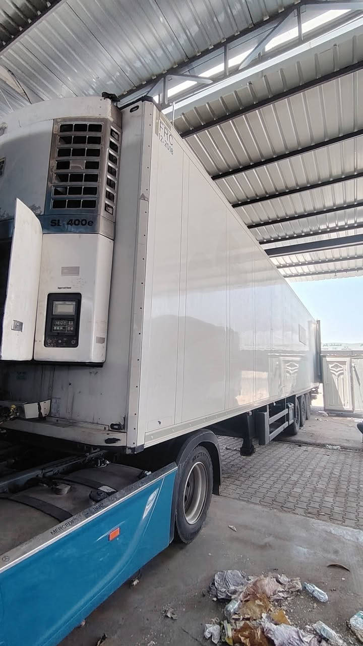 سلام عليكم براد البيع ٢٠١٣شمتز سمك 5جهازه 400عادي دكمه واحده منفيس البراد دخول جديد لاتوسه تخم تاير حدادي جديدجهازه خير من الله لاتبخير وباتنقيص غازه ١٢٣٤ ***********
