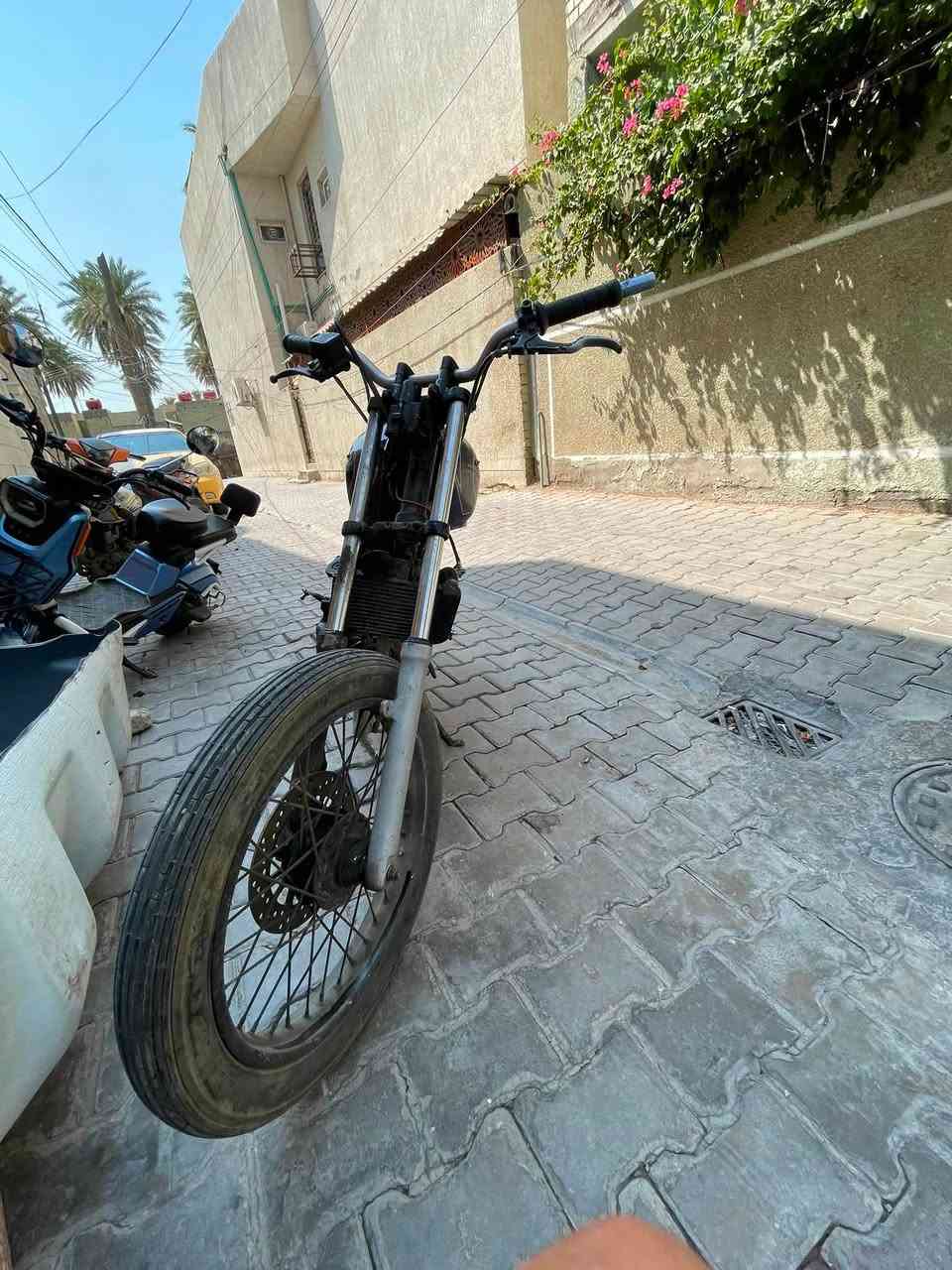 السلام عليكم شباب دراجه ايراني محوره قفاز الدراجه مسويه مال لعب غراضه كلشي موجود 6نمر 60ccالدرجه سريعه وحلوه بل مشي صالنصه حلزونيه نقصه بس تنضف كابريتر مكاني بغداد الكريعات اقرب نقطه جسر لكاضميه الستفسار*********** وتساب موجود🏍️🏍️
