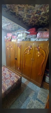 غرفة صاج مستعملة نضيفة للبيع نضافة ورزانة 07716397434