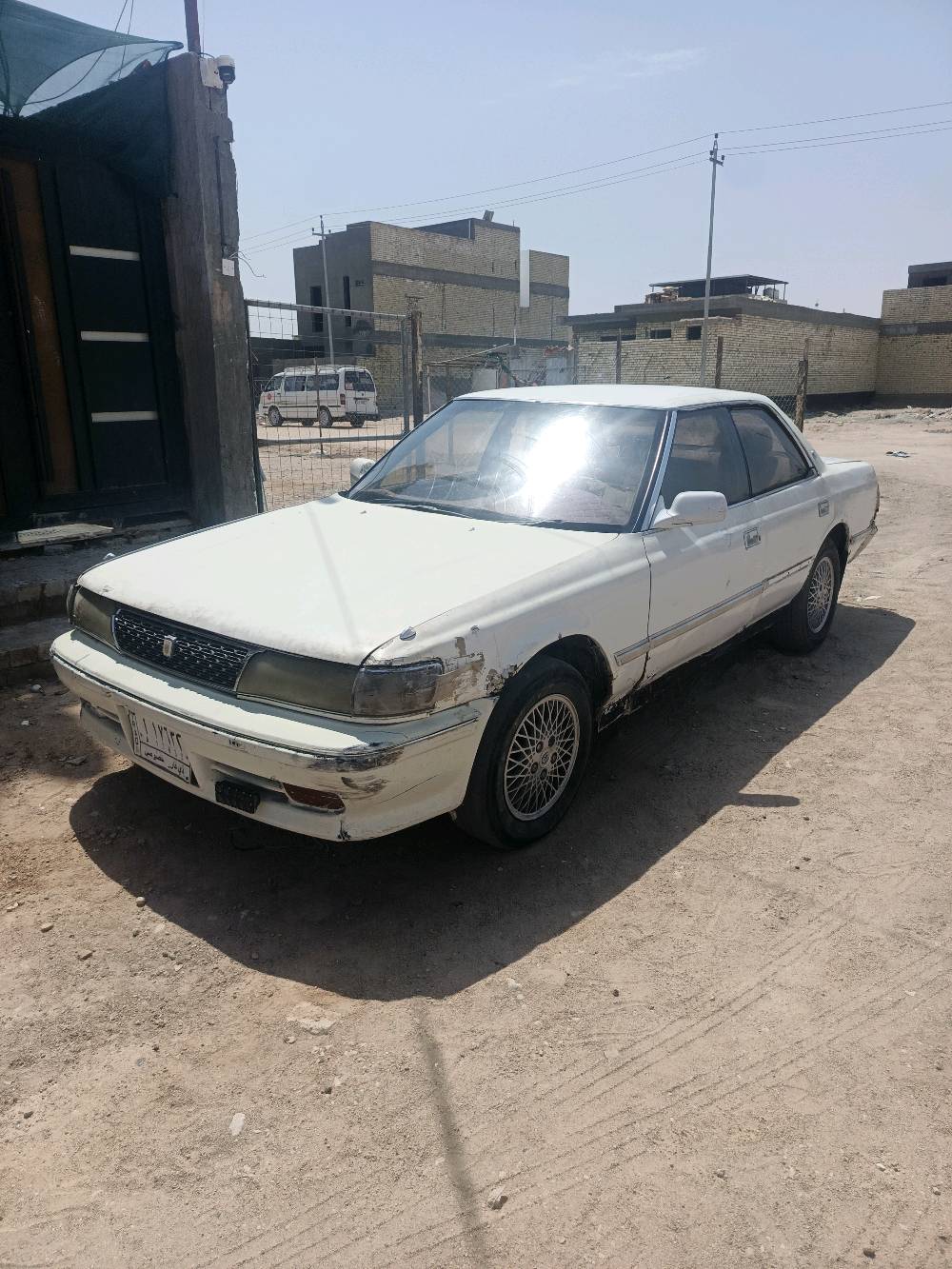 سياره كرسته مكينه واكير مال ملكه ديفور الزغير حجمه 2.5 مجفته استوني 6سلندر كلوبات سكنات كلهن شغالات البواب سليمه فقط الباب الخلفي ميفتح ججهت اليمين كشنات نضيفه دواخله نضيفه حدديته نضيفه سعر  6،500،000وبيه مجال بصيط مكاني نجف نداء عمود 83