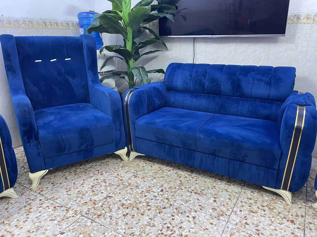 عشره مقعد تفصال كلش ثكيل افحص قبل الاستلام بعده جديد السعر 300 ..***********
