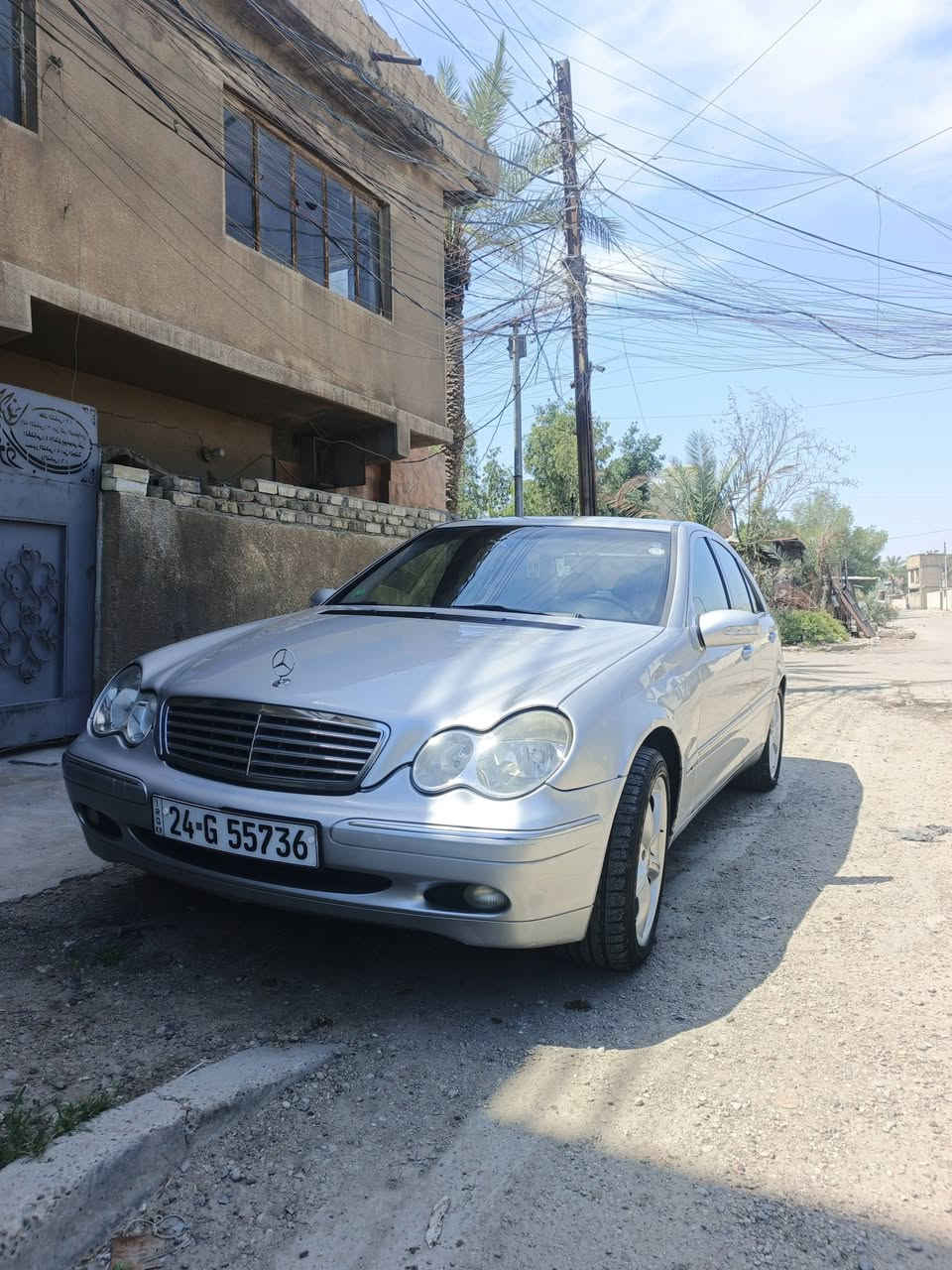 مارسدس c200 الموديل 2003 رقمه دهوك سياره صبغ فقط كله بلاديه كفاله من الضربه والعطل تبريد شغال السياره كامله من كلشي  سياره موجوده بغداد الشعب تحويل مباشر السعر ٧٨
الهاتف ***********
فقط الرقم غير موجود على الفيس
