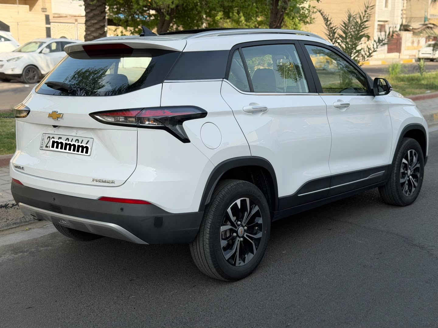 السلام عليكم
‏chevrolet groove 2023 Premier
شيفروليه كروف 2023 بريمر
مواصفات فوووول الفووول بريمر  1/1
 قماره سلايد بانوراما 
بصمه 
تبريد بيانو مركزي 
تحكمات ستيرن 4 جهات 
كشن كهرباء
مري شفط
لد نهاري
شاشه اندرويد وكاربلي
محرك 4 سلندر 1500 تنفس طبيعي المرغوب
سيارة جديدة ماشيه 700 كم زيرووووو وكالة المنصور 
مكفولة كفالة عامة 
 رقم اربيل سنويه وهزه كله جديد شرط التحويل وكاله
• السعر: 128$
• المكان: بغداد

للتواصل ***********

نص مكتوب في الصور:
- mmm
- mmmmmm