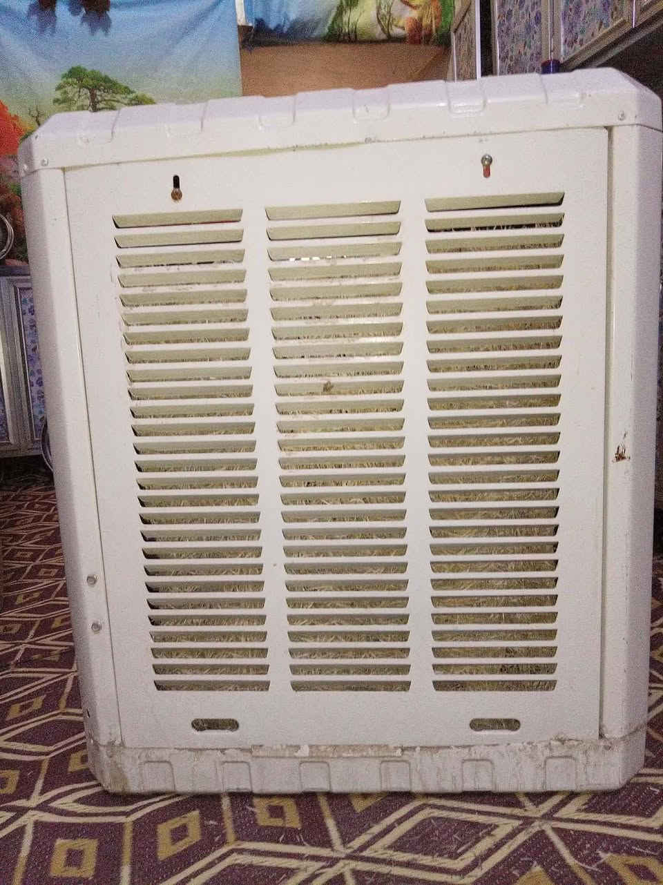 مبرده للبيع جديده لوك بدون خياس دبل واتربم ماطور سرعتين يشتغل ع المولده السعر ١٠٠
***********
