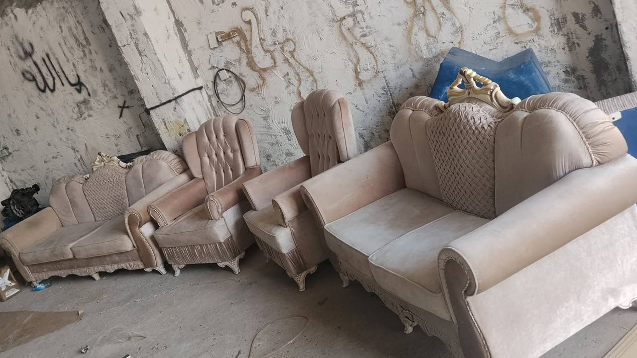 السلام عليكم تخم سبع مقاعد السعر 225 بمكان كركوك اسره مفقودين التخم نظيف ***********
