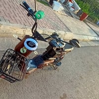 دراجة شحن • ٤ بطاريات • تمشي ٣٠-٣٥كم