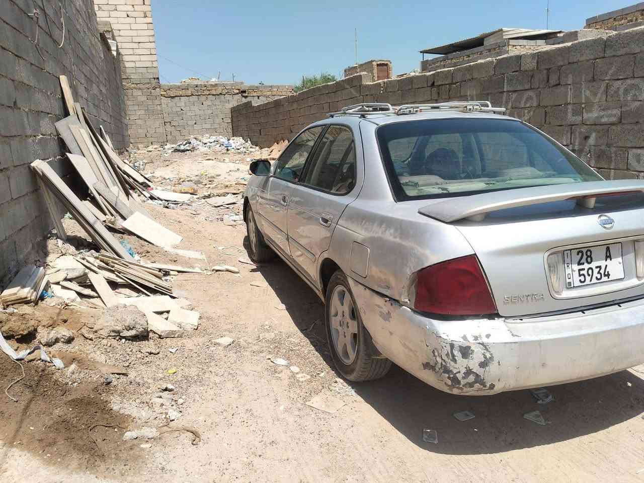 نيسان سنتره 2005رقم نجف دولي سنويه جديده السعر30ورقه. مكان السياره الكوفه. الله يرزق الجميع***********
