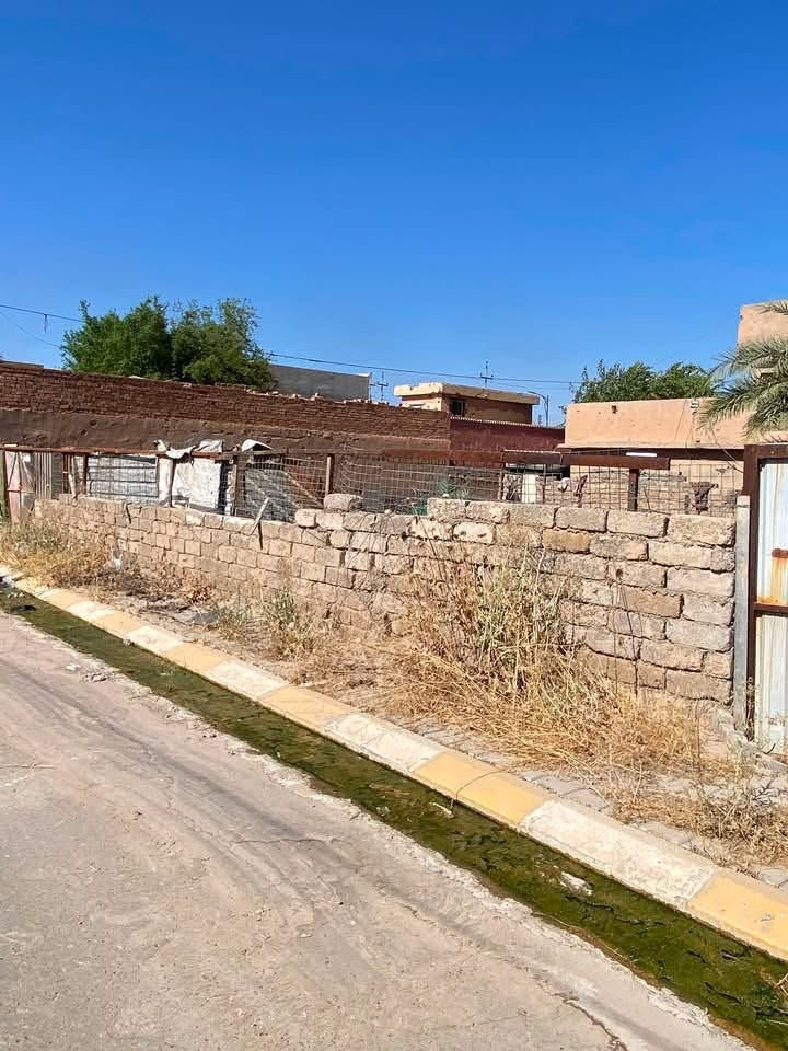 للبيع
قطعة ارض الحي العصري طابو صرف مساحة 340 متر خلف مديرة الشرطة مباشر للاستفسار مراسلة الصفحة او الاتصال على الارقام التالية 
***********
***********
