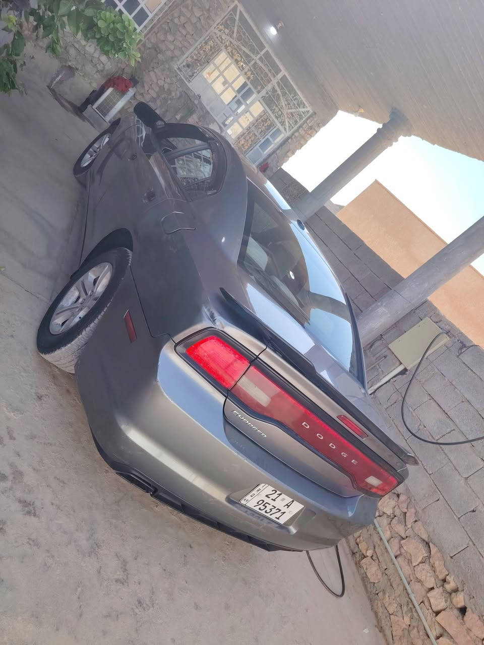 دوج جارجر ٢٠١٢ امريكي SXT
أدوات أدوات يعني حديده 
كص جنطه 
متؤم وجاهزه رقم وسنويه رقم سليمانيه 
محرك V6
ألون فيلي 
كير عصا 
كشنات كهرباء 
4 بصمات 
تشغيل عن بعد
فتحة سقف السعر 55 بيها مجال 
***********
