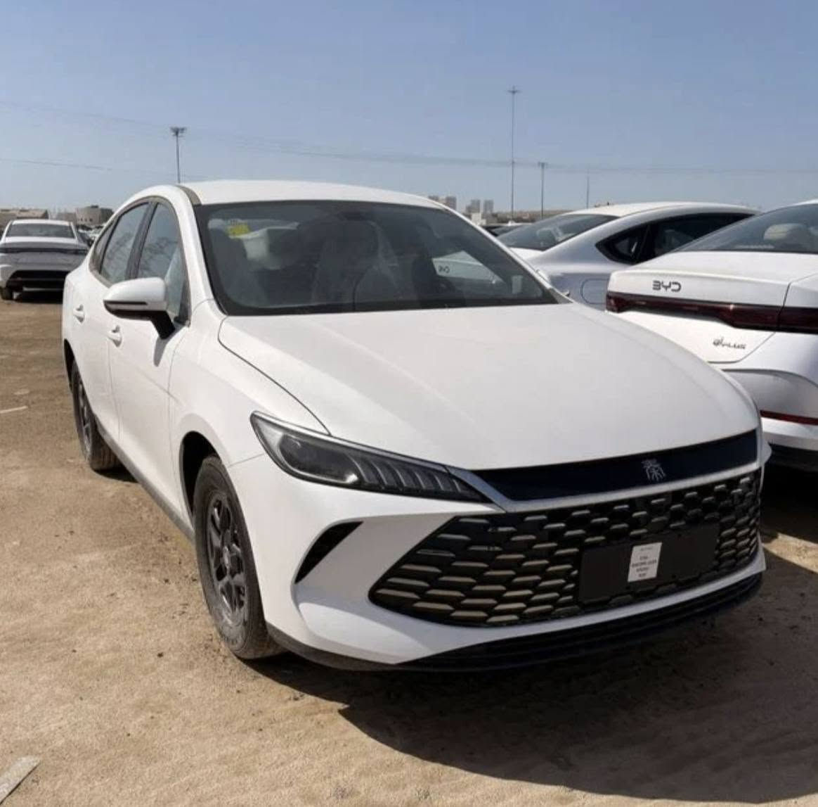 ***********
بي واي دي مديل 25  اقصاد مقترض وكفيل مرقمه وكامل رقم بغداد مكان السياره بصره وراعيها موجود ٣ سنوات وتصير حره
***********
السعر 105
