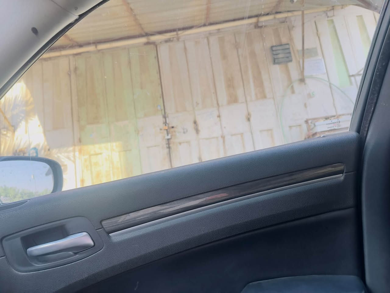 للبيع جيب كراند شيروكي 
الشكل الجديد موديل ٢٠٢٥ 
سته سلندرماشيه 26الف ميل مرقم شهداء قادسيه باسمي فول مواصفات  عدا الفتحه حادثها جاملغ جهة السايق امامي نفس اللون  
السونار موجود مع المنشور 
السعر 255 ورقه وبيها مجال بسيط 
***********
مكاني الديوانيه مركز
