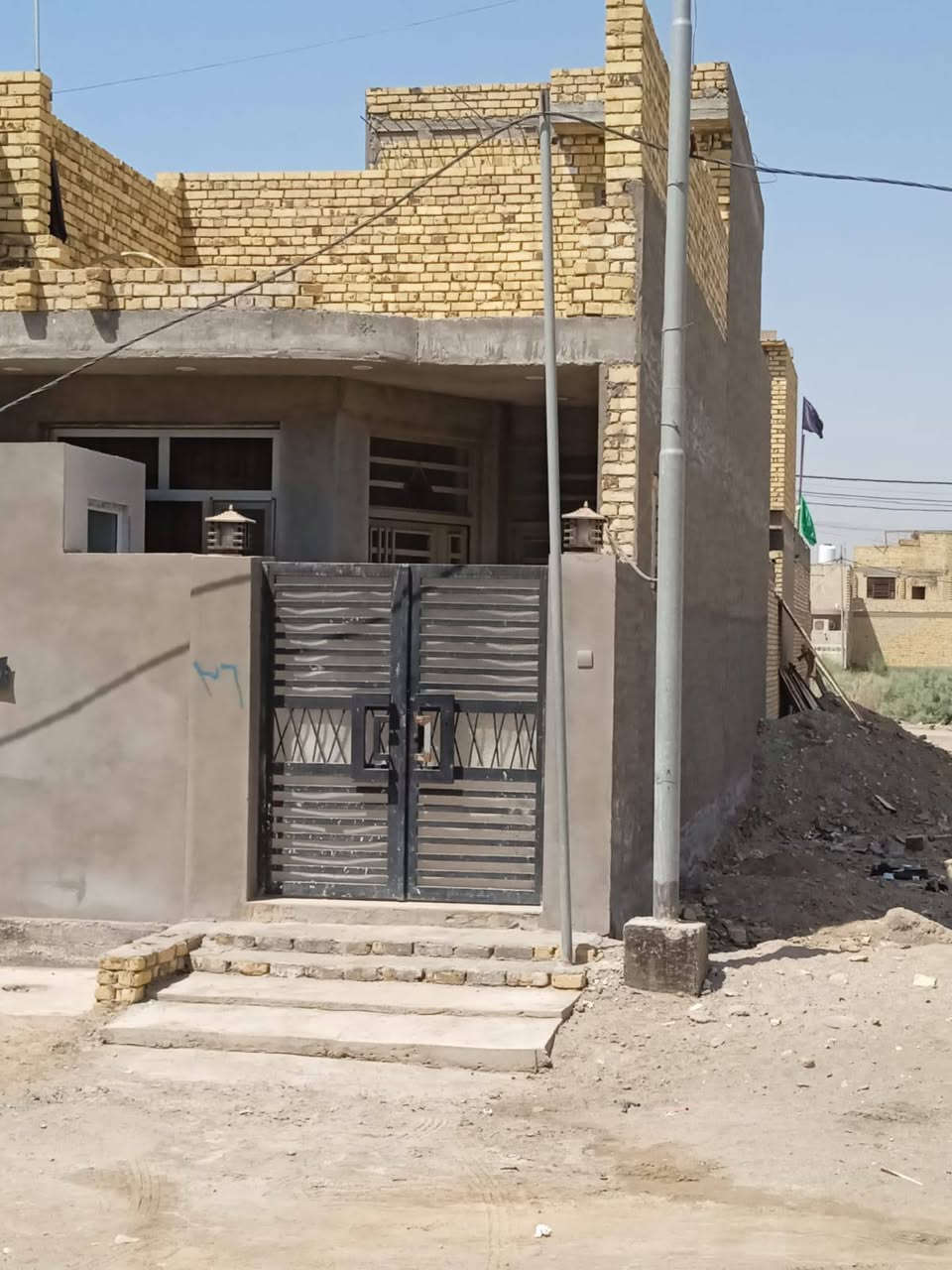 السلام عليكم
مشتمل للبيع 100متر طولاني في منطقة عميشه طابق واحد قطاع الخاجيه.الفرع الاول من شارع 20قرب شارع 40 مطلوب اسكان 50مليون للاستفسار الاتصال على الرقم ***********
