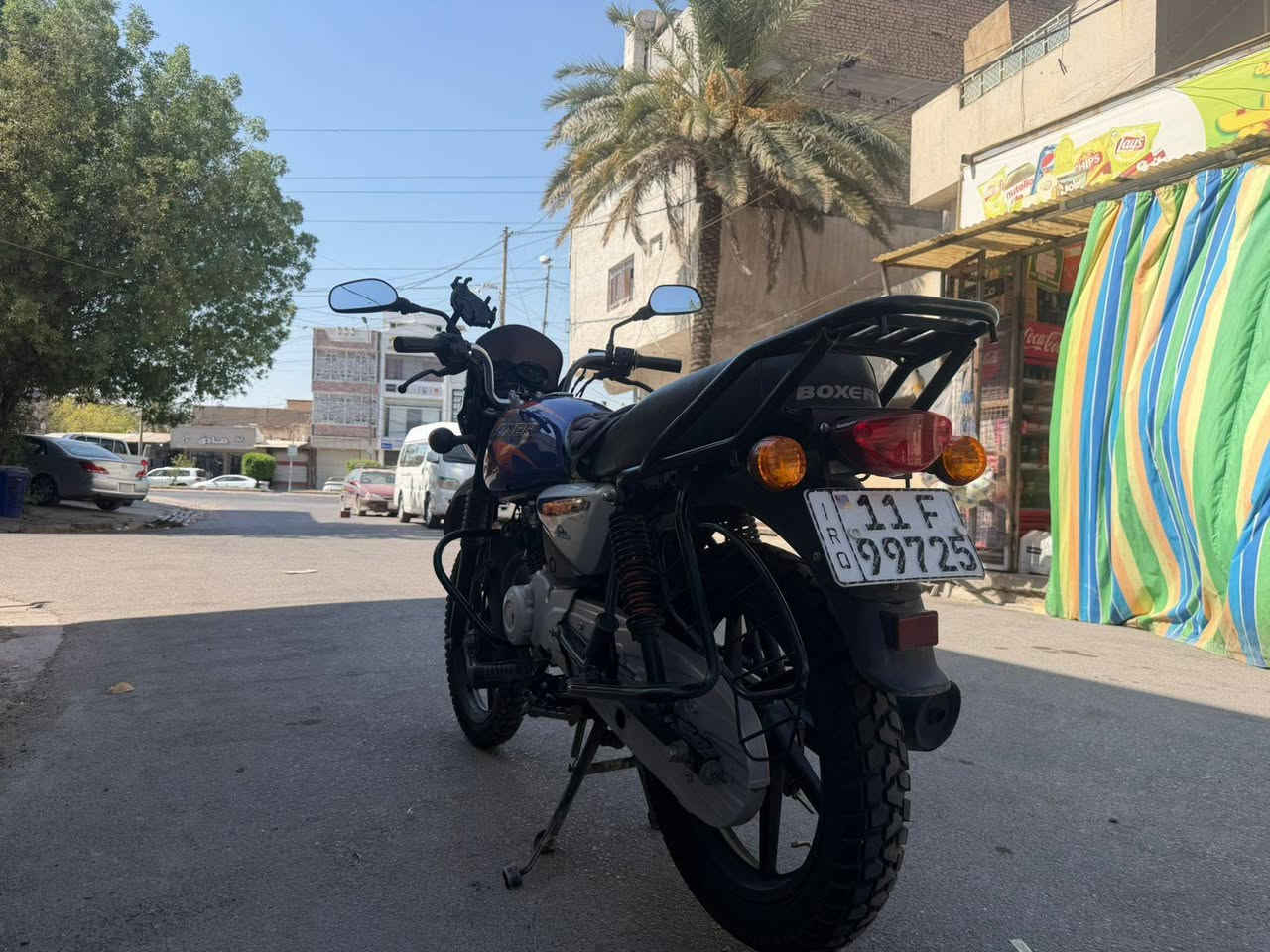 السلام عليكم بوكسر موديل 23 نازله 24
مرقم لوحه وسنويه إنكليزي باسمي تحويل ثاني يوم مكفوله الدراجه ماشيه ٢٢ الف مكاني الحريه 
***********
