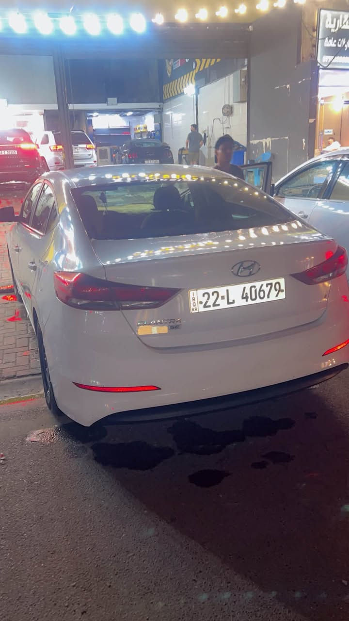 سلام عليكم
النترا ٢٠١٨ امريكي حادث بنيد فقط وبيه تكشير مشتغله فابلون
السياره ماشيه ١٢٢ الف مكينه ٢٠٠٠ دوش الكير at رقم اربيل 
سنويه باسمي كير محرك كفاله سياره خير من الله 
بغداد حي الجهاد ***********
