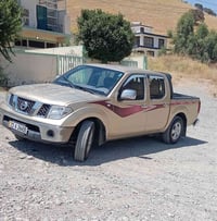 نيسان نيفارا • دبل قمرة • ٢٠٠٨