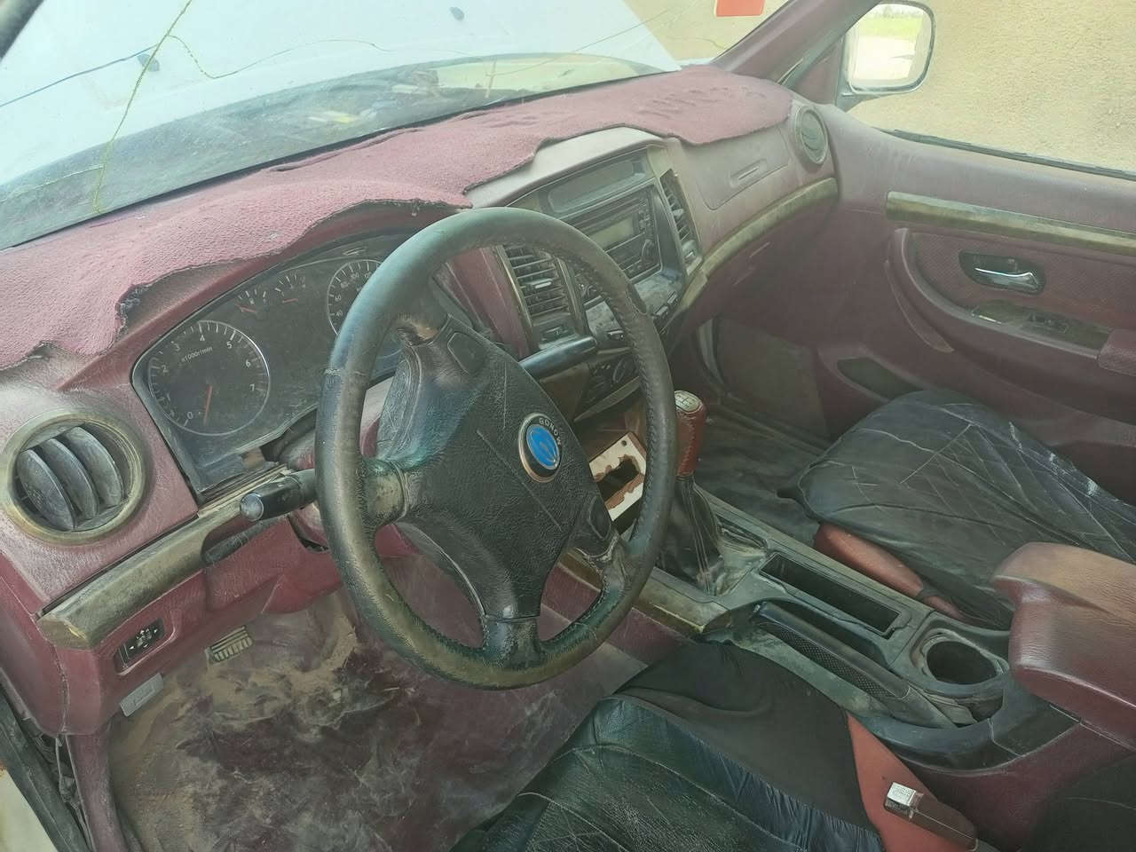 سلام عليكم سياره للبيع سعر 20وبيه مجال مكان شطره ***********
