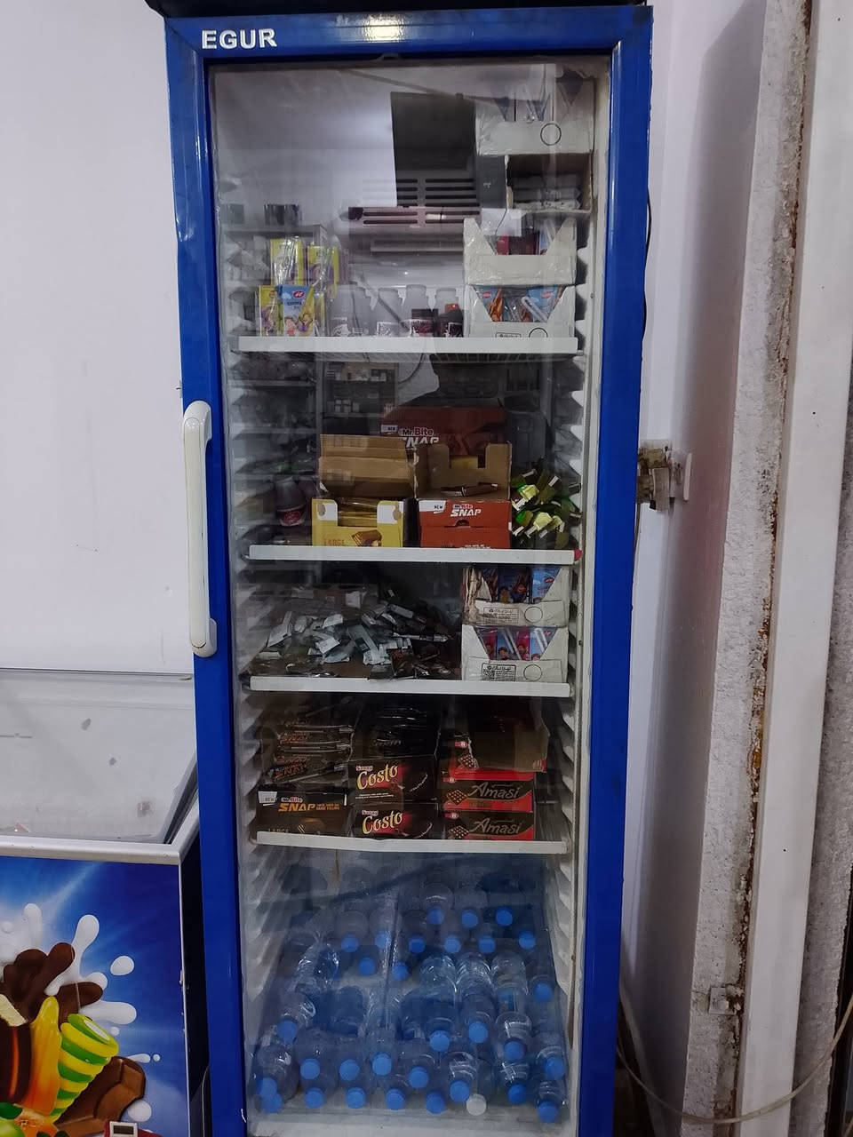 السلام عليكم برادات للبيع EGURالسعر الواحد 250وبي مجال للاستفسار ***********
