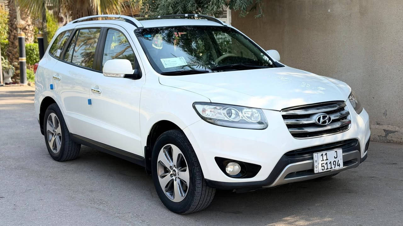 🚘 للبيع سنتافي موديل 2012 فل أوبشن، ماعدى مكانين بارد شبر في الجاملغ الامامي و الباب الخلفي وعندي سونار المندلاوي موجود رقم بغداد، الملكية باسمي، 7 ركاب، محرك 3.5 V6، دفع رباعي 4×4، جير أوتوماتيك 6 سرعات، جلد، فتحة سقف، تشغيل بصمة  ،  أوتوماتيك، تكييف للصف الثاني والثالث، كاميرا خلفية، حساسات خلفية، شاشة، بلوتوث، USB، AUX، رنكات ألمنيوم، ضباب، مرايات كهربائية وقابلة للطي، زجاج كهربائي، سنتر لوك وريموت، 6 وسائد هوائية، ABS، ESP، Roof Rack، سبويلر خلفي، وغيرها من مواصفات الفل أوبشن. السيارة نظيفة وجاهزة تخم تاير حدادية تبريد  سيارة مال جناي  168  ورقة بيع فقط وبيه مجال بسيط ...

العنوان /كربلاء الحسينية 
رقم الهاتف /***********

