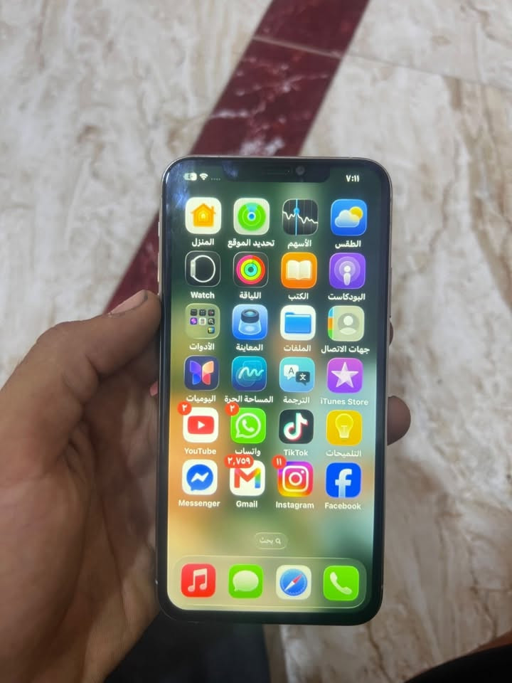 السلام عليكم 
🔥 iPhone 11 Pro Max للبيع 🔥
• شاشة أصلية جديدة توها منشودة (مكلفة 90 ألف).
• الجهاز بنظافة ممتازة وأداء ممتاز.
• السعر: 249 ألف (وبي مجال بسيط ). ***********
