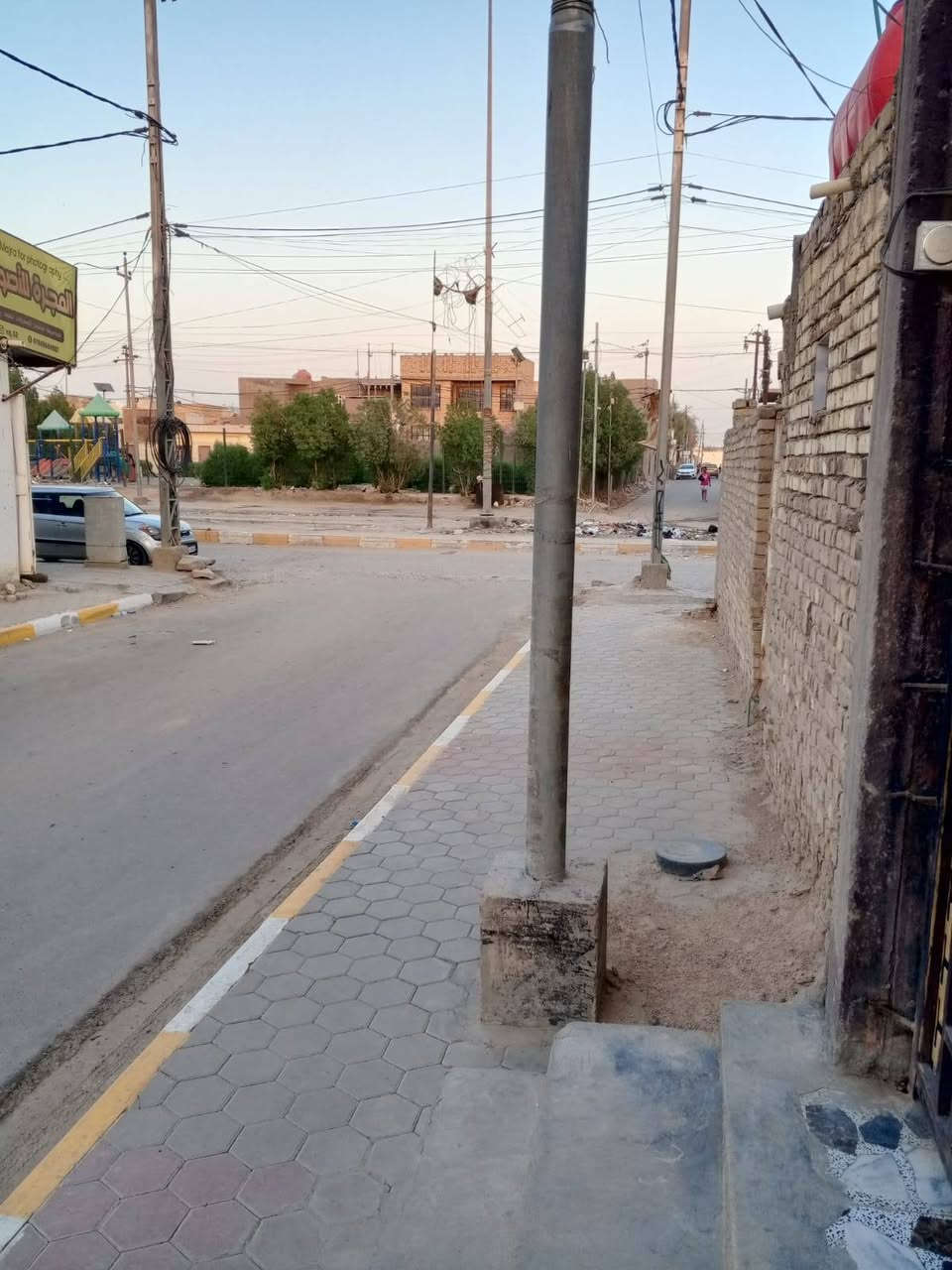 بيت في الديوانية في حي العسكري الثاني شارع ٦٠ ثاني بيت عن الشارع العام مقابل متنزه النرجس
بيت في الديوانية في حي العسكري الثاني شارع ٦٠ ثاني بيت عن الشارع العام مقابل متنزه النرجس 

المساحة : 210 م

الطابق الأول : 

استقبال

صالة

غرفتين

 ومطبخ حار وبارد

ومجمع صحي داخلي وخارجي

الطابق الثاني : يحتوي على غرفة

للتواصل والأستفسار على الرقم
***********
