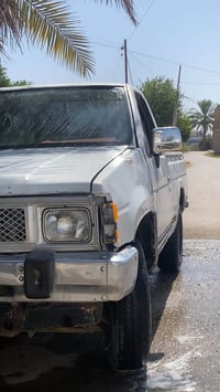 بيكم نيسان • ١٩٩٠ • ورقه