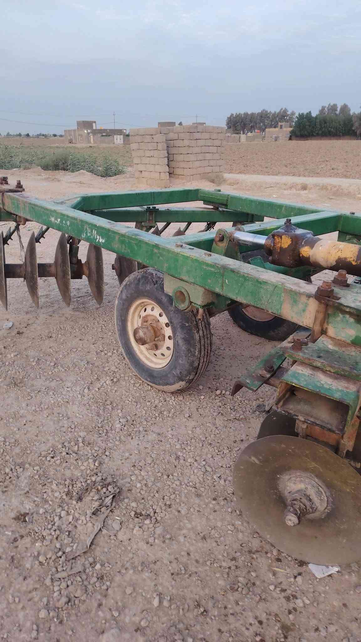 سلام عليكم فيات حجم ١٤٠ فول مواصفات معا دسك تحويل مباشر
***********
