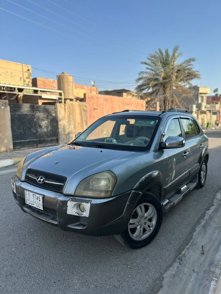توسان 2008
بيها فقط جامرلغ يمنه ضرر بسيط موضح بالصور
6 سلندر 2700
عنوان ديالى
85$ وبيها مجال
***********
