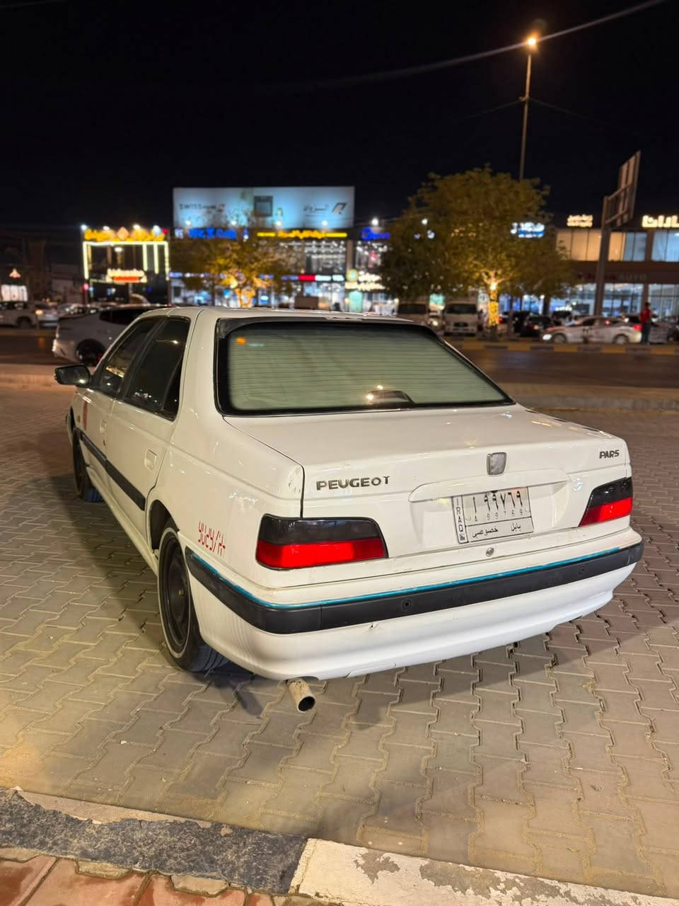 سلام عليكم 

بيجو بارس 2021
رقم بابل 

مكفولة كير محرك تبريد حدادية
بيها فقط باب تبديل خلف السائق

السعر 57 ورقة وبيها مجال

***********
***********
