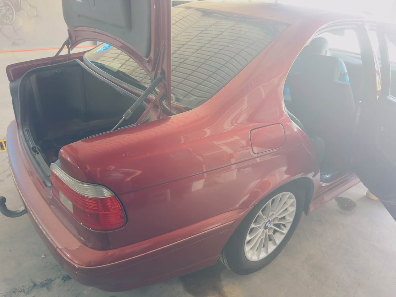 Bmw e39 2005 صقر
رقم صلاح الدين (بدون اضبارة)

محرك فانوس نظيف حيل

كير عادي 5 نمر

تبريد ثلج شرط اله اطفي من البرد

السيارة جاهزة مفولة احسن من الصور تحتاج دبل خلفي فقط

السعر 51 وبي مجال قليل 

اتصل ***********

او ع الخاص 

يرهم مراوس وفرق
