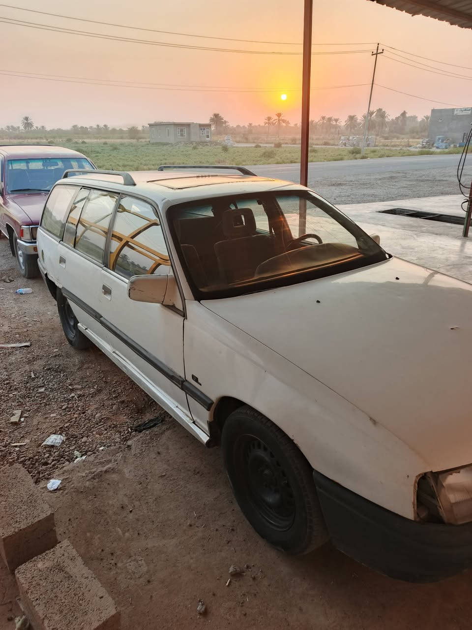 السلام عليكم
اوبل اميكا ستيشن موديل 90 كير محرك مكفول تاير تخم نضيف السعر 20 وبي مجال مكاني صلاح الدين الضلوعيه 
***********
