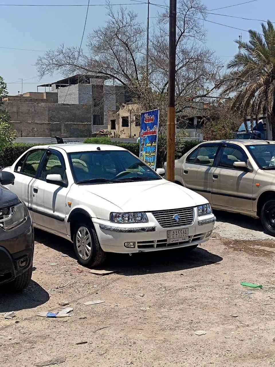 سلام عليكم
سمند للبيع 

السياره خير من الله 

تبريد ثلج 🥶🥶

ماشيه 160وقابل للزياده

تبديل باب خلف السايق 

وبارد في اماكن معينه

مواصفات 

جام 4 كهرباء 

مري كهرباء 

شاشه 

السياره متعوب عليها 

السعر٥٥ وبيه مجال بسيط ***********
مكان بغداد
