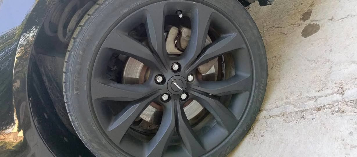 ‏السلام عليكم
‏Chrysler S200 2017 black adition 

‏

‏للبيع فقط حادث دعاميه اماميه فقط البلاستك حتى بواباتها موجوده البلاديه والي يرغب بصورها انطي رقم شاصي والي يريد سونار بيها سونار ادزه خاص 

‏

‏كفاله عامه من صبغ كلين 

‏

‏🛑برمجه وتزويد وفتح فصله وبدون دوانز والله يشهد اديرلها عادي وتبريد وكبس مابيها دوانز وبرمجة مراوح يم الاخ الكابتن علي الدليمي السياره ماناقصها شي ماتصرف عليه ربع دينار 

‏

‏المواصفات 

‏

‏🛑 فئه S

‏

‏🛑 فول بصمه + تشغيل عن بعد 

‏

‏🛑محرك ملتي اير 2400 تسارع فول كفاله عامه من تبخير وتنقيص 

‏

‏🛑گير ماوس S تسع نمر بدون دبه او عته 

‏

‏🛑شاشه كبيره تدعم كل البرامج وكامره دواره 

‏

‏🛑شفتات ستيرن فول تحكم ستيرن تدفئه ستيرن 

‏

‏🛑عدادات اوباما S

‏

‏🛑بلوتوث اوكس يو اس بي منافذ شحن 

‏

‏🛑 اناره داخليه بالابواب والخزنات 

‏

‏🛑كشنات كهرباء حضن مختمه s فول نظافه 

‏

‏🛑 سايد بريك كهربائي 

‏

‏🛑 ويل 19 خليه بلاد مال كرايسلر 

‏

‏🛑عده مع سبير مانازل عالكاع 

‏

‏🛑تبريد فول وادامه كامله اله 

‏

‏🛑بلكات دنسن الاصلي مع ادامه كامله لمنضومة الاحتراق من الفيت بم وانت جاي للمكينه 

‏

‏🛑دبل جام اوتو

‏

‏🛑ليتات زنون بلاجكتورات زنون حواجب بلاد 

‏

‏🛑تكم مري كهربائي وتعتيم المرايه الداخليه 

‏

‏🛑كتلوكات الشركه بيها 

‏

‏🛑اناره محيطيه اربع تايرات ودوس 

‏

‏🛑زوج تايرات امامي جديد قبل شهر شديته امانة الله الخلفي نص عمر 

‏

‏🛑سياره مامتعوبه وترايك بيها اربع مرات من زاخو للبصره .

‏

‏🛑 الكشر مرايه وبعض الصور تثبت ذلك 

‏

‏🛑دواخل بشرط ريحة الشركه بيها

‏

‏🛑 صيانه تامه للحداديه اماميه وخلفيه وحتى دبلات وقواعد دبلات .

‏

‏🛑مكانها كربلاء رقم انگليزي باسمي شخصيا حره السياره مامطلوبه ولا داخله معوقين داخله حره .

‏

‏🛑 السعر خابرني او راسلني خاص وبيك خير وادلل سعرها راح يكون سعر النتره او اكسنت 2015 الي ماتكي لتاير واحد من الكرايسلر .

‏

‏هذا رقمي لاي اتصال او استفسار اني حاضر وخادم للطيبين الاستاذ حسين الحسناوي ***********

‏

نص مكتوب في الصور:
- ١١:٥٦ م
- 11:02 م