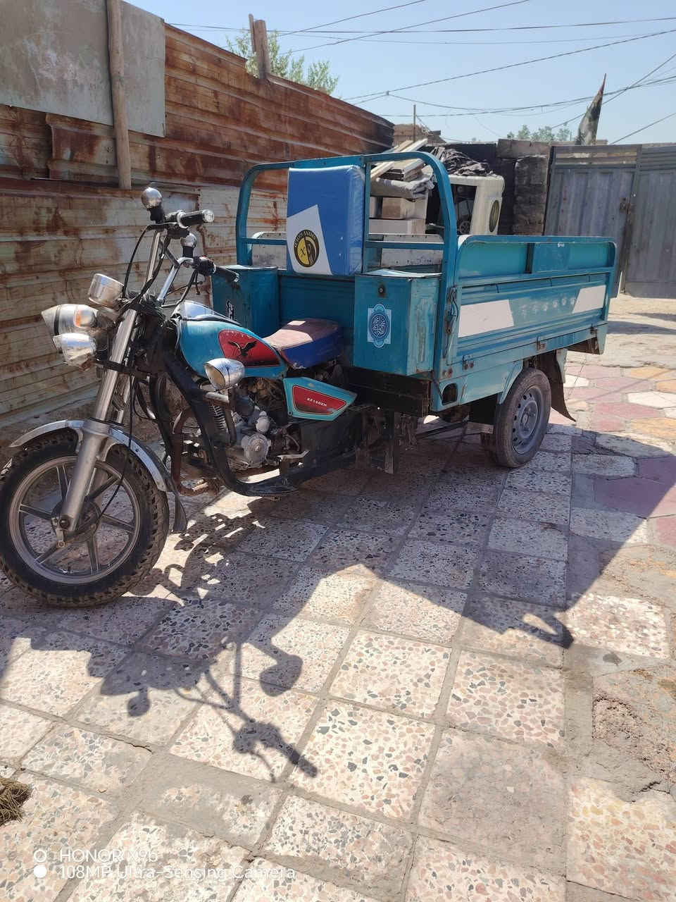 ستوته للبيع مكفوله كفله عامه 18  ***********

