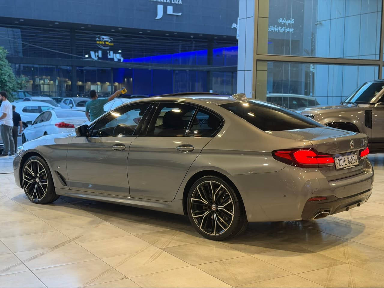 BMW 530M
وارد الماني ضمان ٣ سويج 
فول مواصفات 
لايتات ليز ليد 
رادار امامي كبير 
قيادة ذاتي 
هيكل M بيلاد 
ويل ٢٠ بيلاد مات 
داتاشو 
كشنات هيتر 
سيارة ٥٥ مل ماشية 
شبر جاملغ امامي بيها pdr تعديل
كير محرك كهربائي شرط 
٣٤٨$ 
*********** وتس اب
*********** أربيل, العراق
