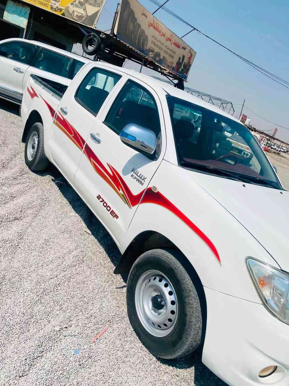 تويوتا بيك اب • ٢٠١١ • بدون صبغ