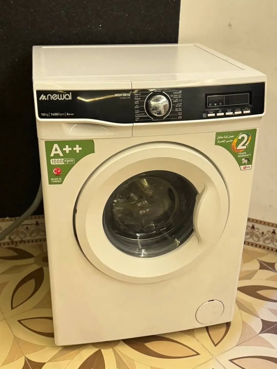 سلام عليكم غساله للبيع اخو الجديد مابي عيب  مع مجميده ديوان 7متار شراي خابر رقم *********** عنوان كركوك
