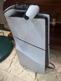 بلي 5 سلم للبيع كلش نضيف استخدام أربع مرات ملعوب بي فقط كلش نضيف بعده ...