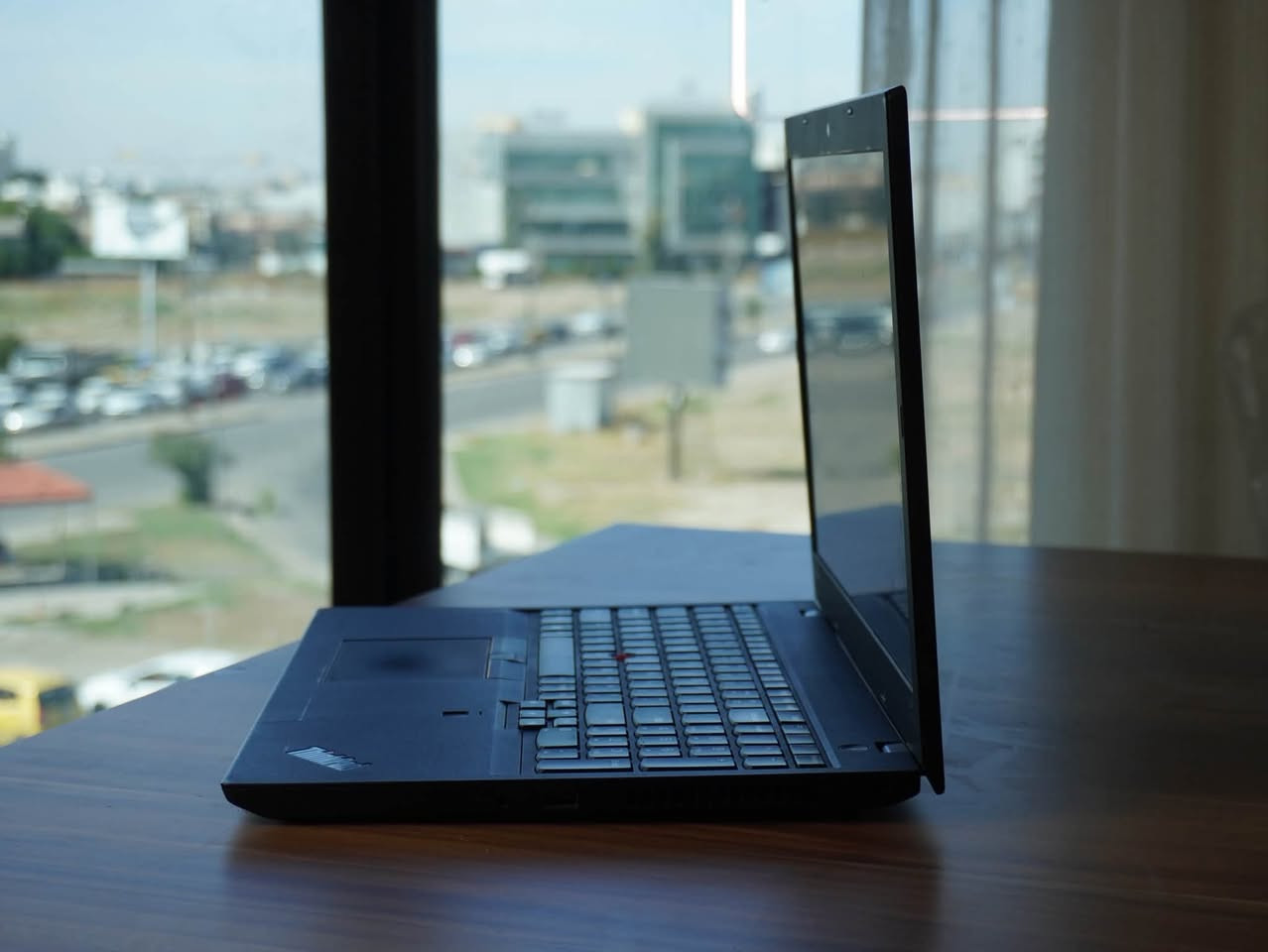 لينوفو ثينكباد L580 • i5-7200U • ٨ جيجا / ٢٥٦ SSD