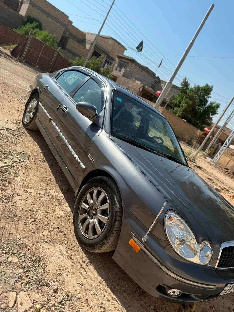 سوناتا وفود 2004

كير ومكينة جديدات 
مكينة V6 2700

منضومة تبريد جديدة
تاب أندرويد 

داخل صاج ملكي 
جديد بمعنى الكلمة 

تكم شواصي لغود قمارة مكفولات 

فقط صدر امامي نص عمر 

السعر ٦٨ وبيها مجال 

مكاني بغداد قرب بسماية 

***********
