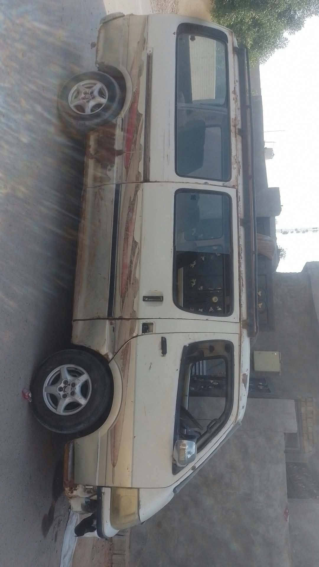 كيا دير • ٢٠١٠ • ١٤ راكب