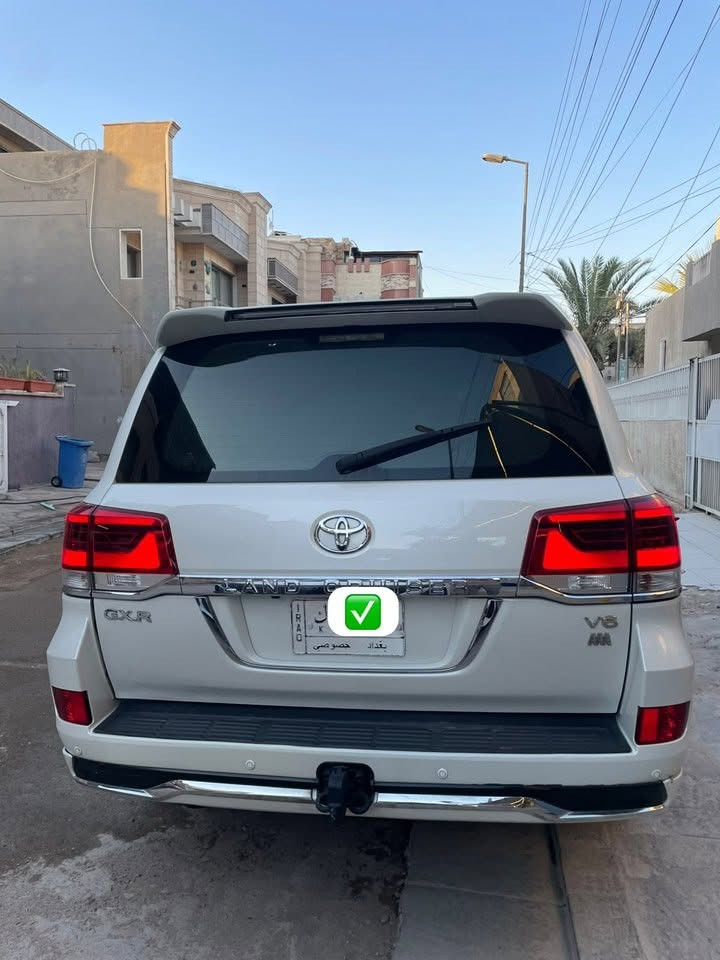 السلام عليكم
لاندكروز Gxr بريم  خليجي 
الون صدفي 
تفاصيلها كامله موجوده بالتقرير مالتها 
السعر : 46,500 وبيها مجال 
الاتصال : ***********
