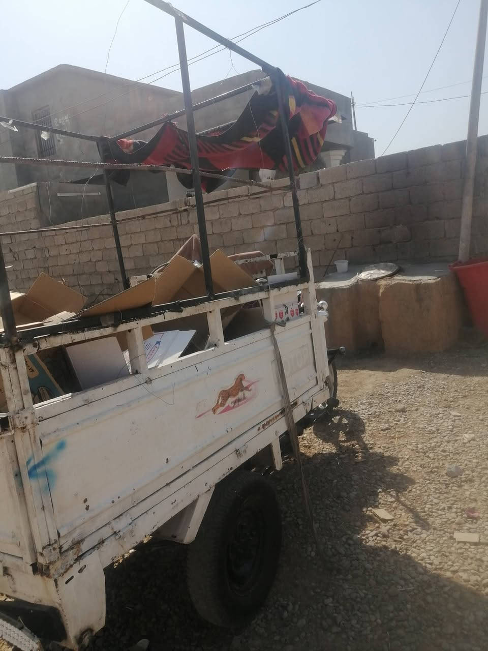 ستوته موديل 16 للبيع تايرات 3 نضاف كهربائيات كلها شغاله ركبه شرط شاصي شرط محرك نكره سلف مال شغل جنج وياها لايتات عالي ناصي اشاير بك لايت سلف
سعرها 675 وبيها مجال المكان قضاء الحويجه
***********

