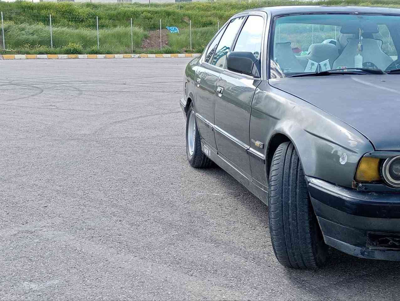 بي ام ٥٢٠ • ٢٠٢٠ • ١٩٥٠٠٠