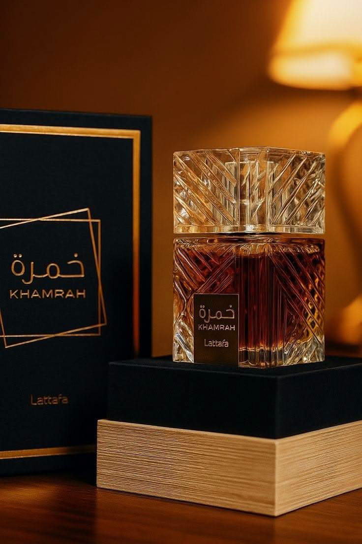 منطقة زين القوس مربع الذهبي قرب مدرسة الشهيد يعقوب ***********

نص مكتوب في الصور:
- واقي شمس Sun Treatment الكوري واقي شمس ومفتح لون البشرة ومفتح للتصبغات والكلف واقي شمس من EKEL منتج فائق الحماية من أشعة UVA يعمل على تفتيح لون البشرة يمنه الجلد من الجفاف الناجم عن التعرض لأشعة الشمس يحتوي على مؤشر عالي للحمايه spf50 يناسب جميع انواع البشره يعمل ع ترطيب وتغذيه البشره وزياده المرونه وتنعيم يتكون من فيتامين E الالقيرا الصبار خفيف على البشره لايترك أثر سريع الامتصاص
- CeraVe DEVELOPED WITH DERMATOLOGISTS SA Cream for Rough & Bumpy Skin كريم مرطب ومقشر لطيف يساعد على تنعيم البشرة الخشنة والمحببة واستعادة حاجزها الواقي يقشر بلطف إزالة الخلايا الميتة والانسداد المسام يدعم الحاجز الواقي بفضل السيراميد و النياسيناميد يرطب بعمق ويحافظ على نعومة ونضارة البشرة CeraVe DEVELOPED WITH DERMATOLOGISTS SA Cream for Rough & Bumpy Skin Exfoliates & moisturizes while helping to restore the protective skin barrier ESSENTIAL CERAMIDES طريقة الاستعمال 1 اغسلي بشرتك بغسول لطيف وجففيها جيداً. 2 ضعي كمية مناسبة من الكريم علي المناطق المراد علاجها. 3 دلكي بلطف حتى يمتصه الجلد بالكامل. 4 يُستخدم مرة أو مرتين يومياً حسب الحاجة أو حسب توصية الطبيب. ملاحظة • للاستخدام الخارجي فقط. • تجنبي ملامسة العينين. • اختبري على منطقة صغيرة من الجلد قبل الاستخدام. • في حال حدوث تهيج، أوقفي الاستخدام واستشيري الطبيب. المكونات الأساسية BHA حمض الساليسيليك 2% يقشر بلطف وينعم البشرة الخشنة والمحببة وينظف المسام. النياسيناميد يساعد على تهدئة البشرة وتقوية حاجزها الواقي وتوحيد اللون. 3 سيراميداس أساسية تساعد على استعادة وترميم حاجز البشرة الطبيعي. فوائد الكريم ينعم الملمس الخشن والمحَبب يرطب البشرة بعمق يدعم حاجز البشرة الواقي مناسب للبشرة الجافة والخشنة خالي من العطور وغير كوميدوجينيك للحصول على أفضل النتائج، استخدمي واقي شمس نهاراً.
- 1/6