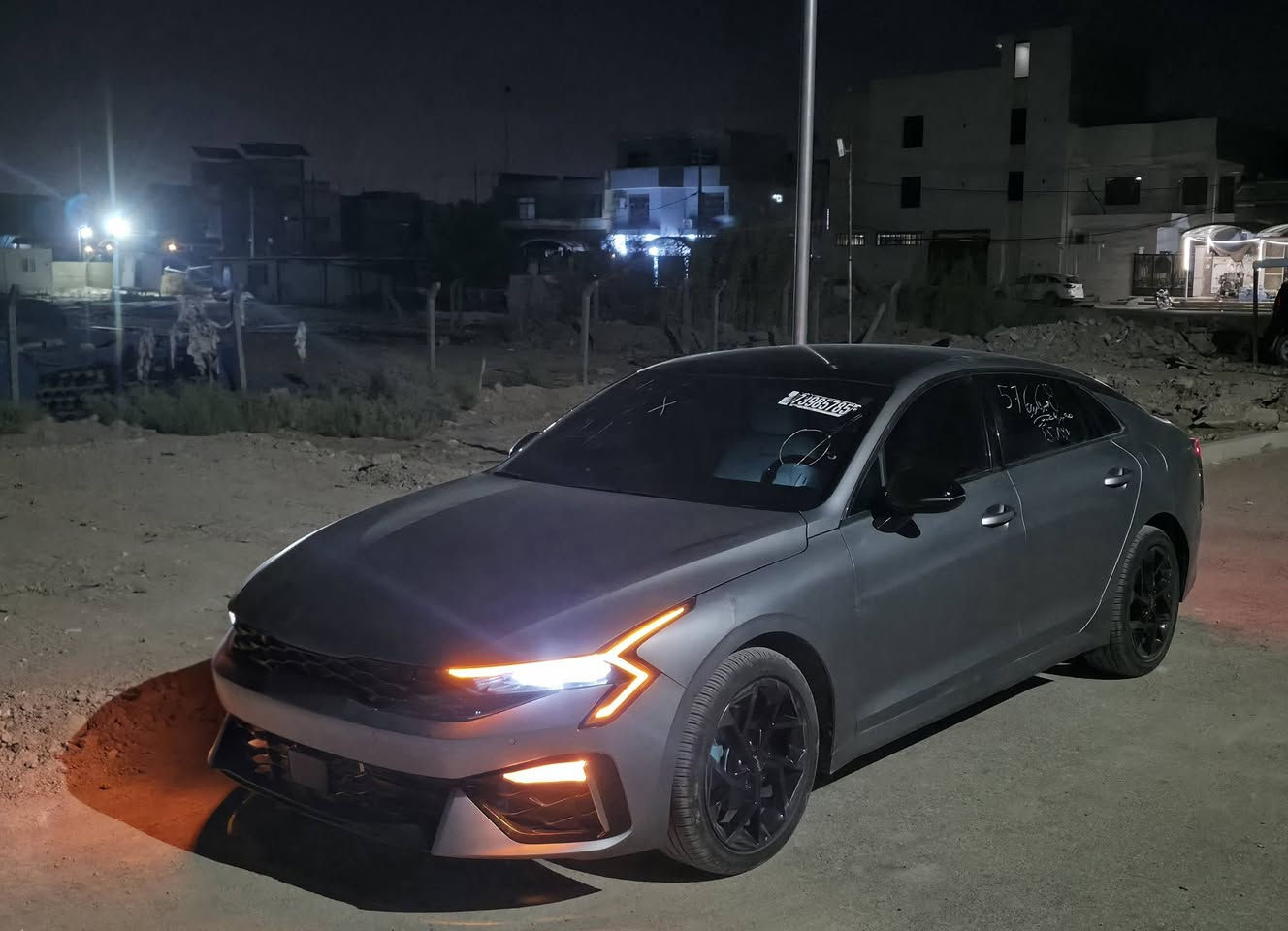 K5  2026 gt line 
لون داخل و خارج مميز ماكو اختها 
فول مواصفات بانوراما 
حادثها تبديل بنيد فقط بدون دواخل 
السيارة فحص مؤقت تترقم بغداد و جميع المحافظات محرك 2500 عادي بدون تيربو صور الحادث بالمنشور 
جميع المواصفات واضحة بالصور السيارة دخول جديد ماشية 6 mi 
السعر مال بيع 185 $ 
مكان السيارة حلة / حي الجامعة 
***********
