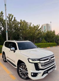 لاندكروزر • ٢٠٢٣ • ٦١٠٠٠ كم