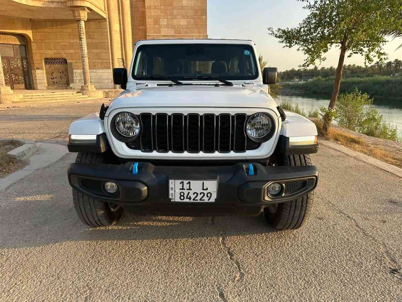🔥 للبيع | Jeep Wrangler 2024 🔥

🤍 Wrangler 2024

.

📍 السيارة جاهزة
📌 الممشى: 20000 m
📌 الفئة: بلك أن هايبرد
💰 السعر: مناسب جدا

📞 للتواصل: ***********

#JeepWrangler #Wrangler2024 #رانكلر #جيب #سيارات_للبيع
